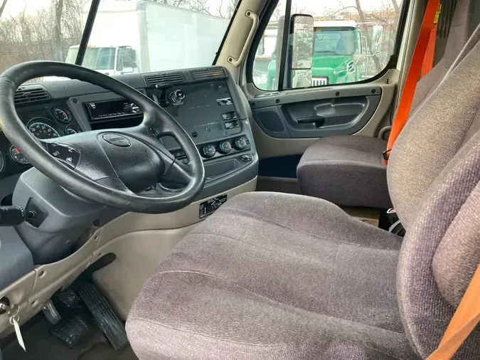 2019 FREIGHTLINER/MERCEDES CASCADIA 125