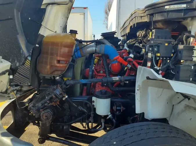 2019 NAVISTAR INTERNATIONAL 4300