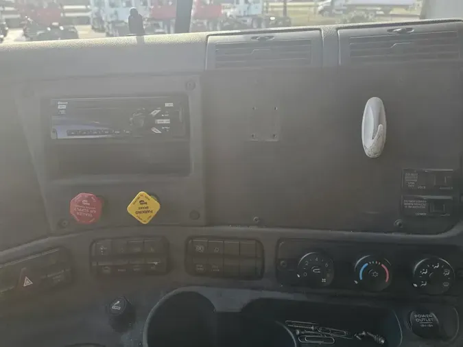 2018 FREIGHTLINER/MERCEDES CASCADIA 125