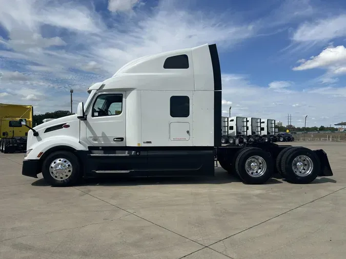 2022 Peterbilt 579