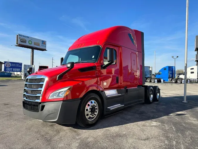 2022 FREIGHTLINER CASCADIA 126