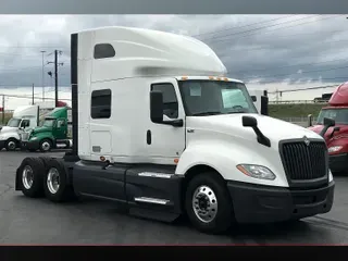 2022 INT LT625 6x4