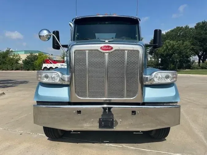 2022 Peterbilt 567