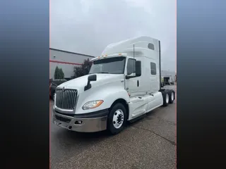 2020 NAVISTAR INTERNATIONAL LT625 SLPR CAB