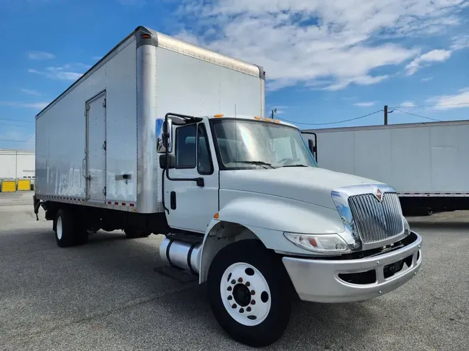 2019 NAVISTAR INTERNATIONAL 4300