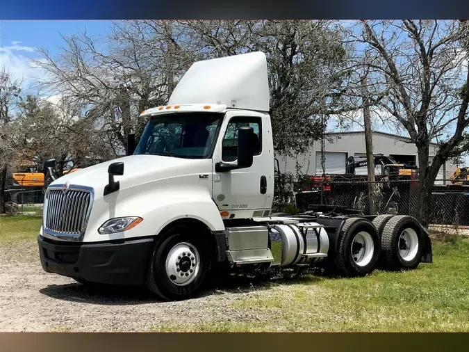 2019 INT LT625 6x4