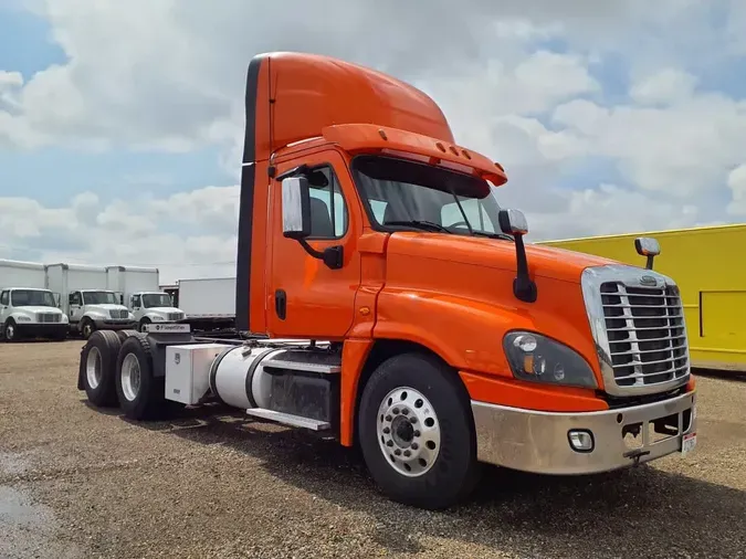 2018 FREIGHTLINER CASCADIA 125