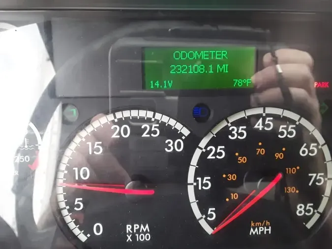 2017 FREIGHTLINER/MERCEDES M2 106