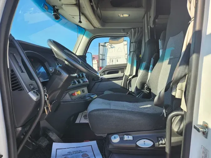 2022 KENWORTH T680