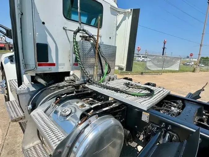2020 Peterbilt 579