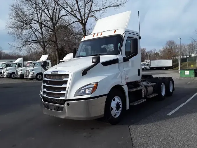 2019 FREIGHTLINER/MERCEDES NEW CASCADIA PX12664b427251a601702a0611f103bfadaeceb