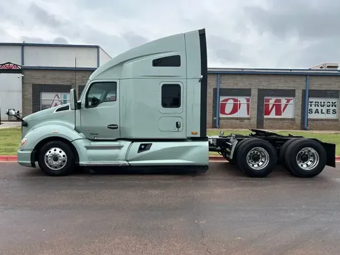 2021 KENWORTH T680b42c03bfb30ed2aa0c14e5ab78974e3c