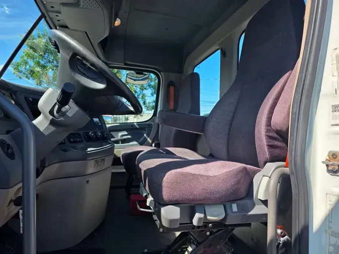 2019 FREIGHTLINER/MERCEDES CASCADIA 113b42c2caa8169b3ab750a3c8f50c84a51