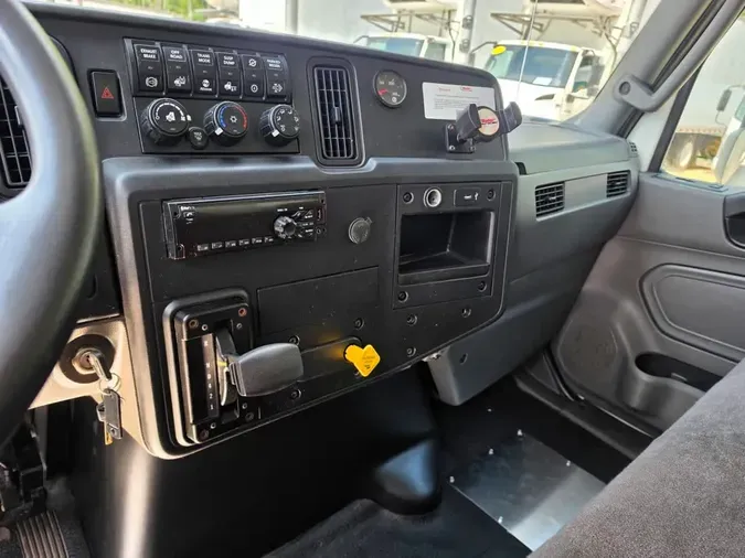 2020 NAVISTAR INTERNATIONAL MV607 (4X2)b42c5dbaf95e4a9269606d07ef16da41
