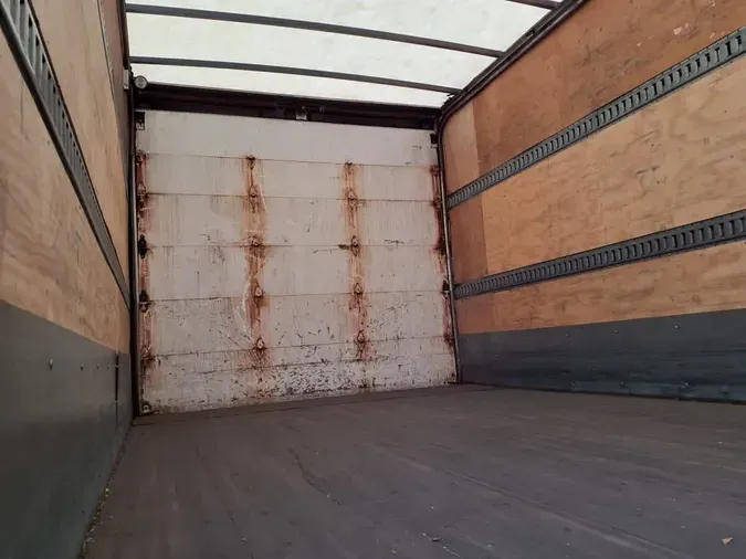 2020 FREIGHTLINER/MERCEDES M2 106