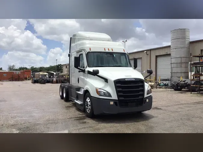 2021 Freightliner Cascadia 126b42e90b53d7600d726df44c5e582eb52