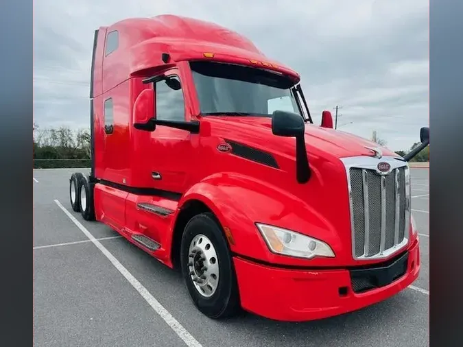 2022 Peterbilt 579