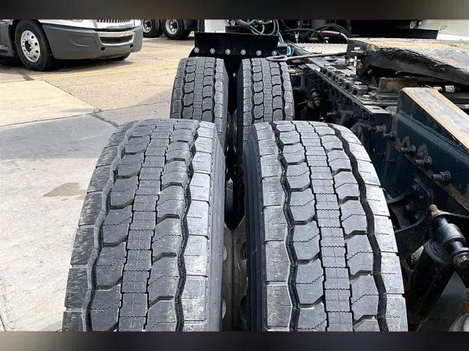 2021 INT LT625 6x4b43243bd52a05dd581e378ac91dee351