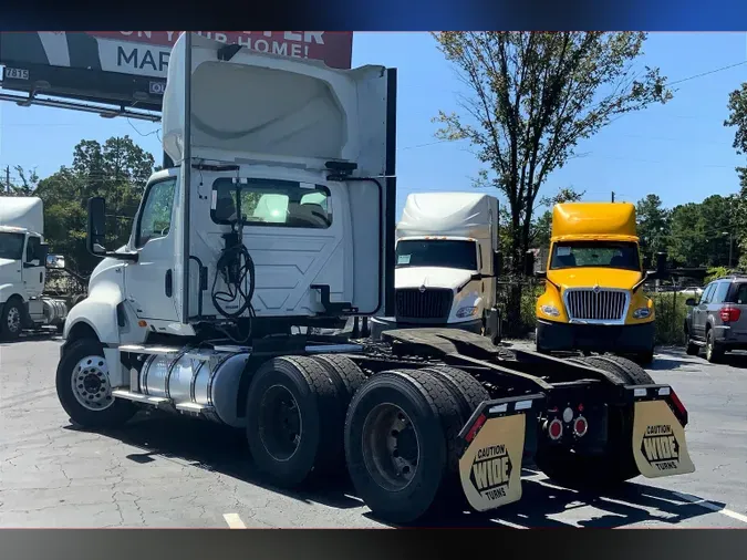 2020 INT LT625 6x4