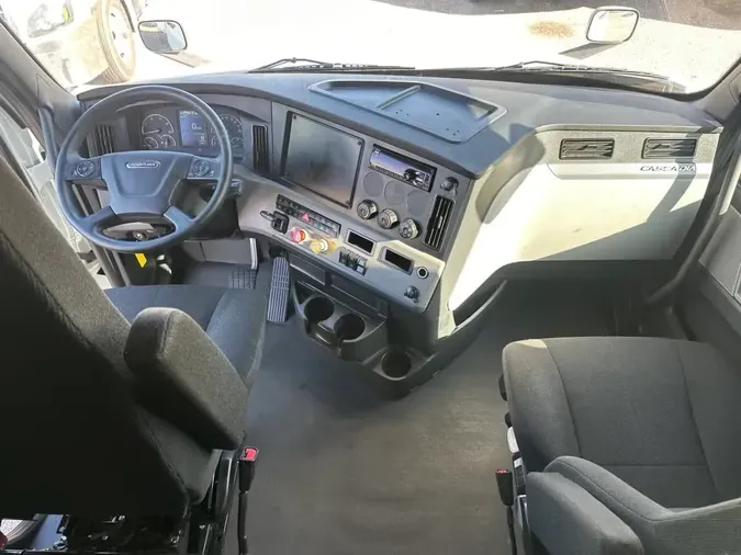 2021 FREIGHTLINER/MERCEDES NEW CASCADIA PX12664