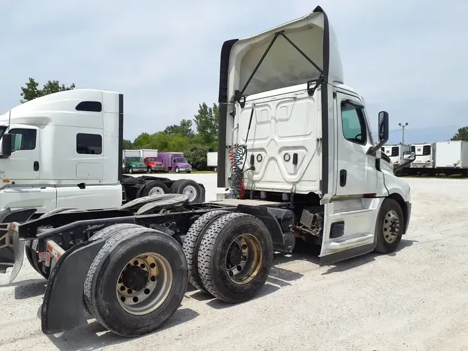 2022 FREIGHTLINER/MERCEDES NEW CASCADIA PX12664b43701f81d1c12823f2e45817dc937bf