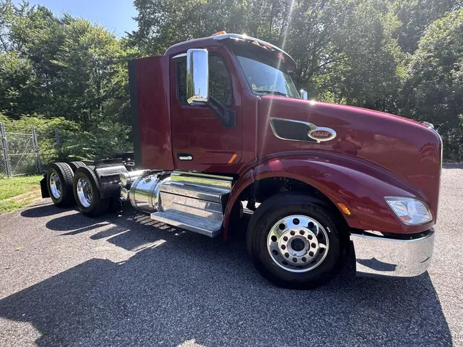 2022 Peterbilt 579