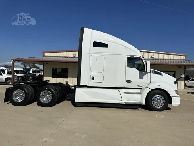 2021 KENWORTH T680