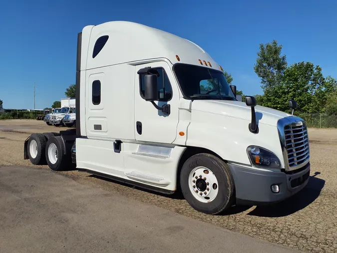 2019 FREIGHTLINER/MERCEDES CASCADIA 125