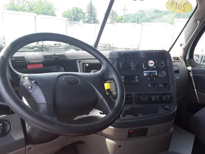 2018 FREIGHTLINER/MERCEDES CASCADIA 113