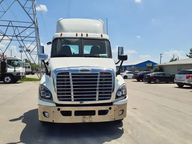 2018 FREIGHTLINER CASCADIA 125