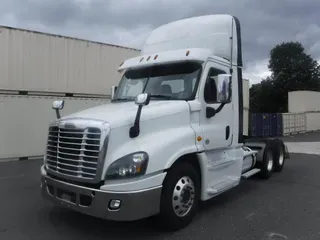 2018 FREIGHTLINER/MERCEDES CASCADIA 125