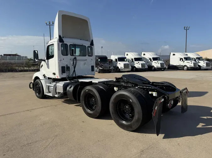 2023 Peterbilt 579b44e1a782440796e6f94c6889f4437fd