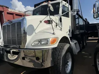 2021 PETERBILT 348