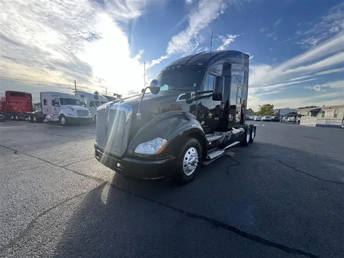 2018 KENWORTH T680