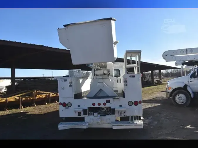 2004 ALTEC AA755L