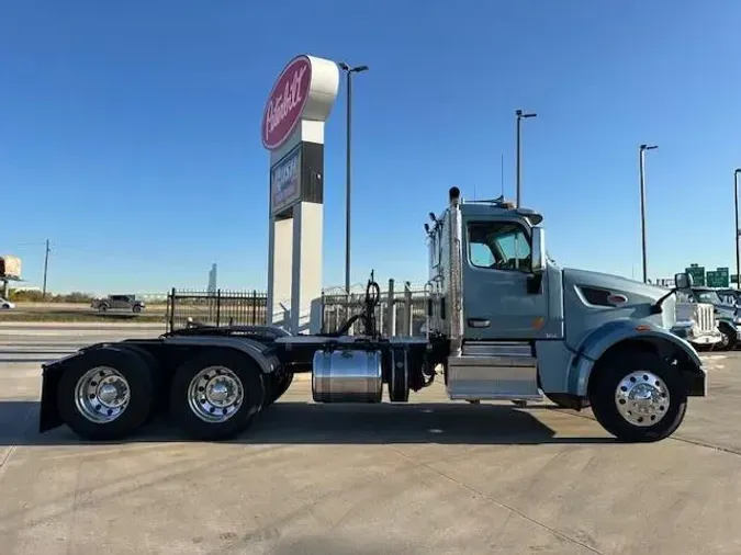 2022 Peterbilt 567