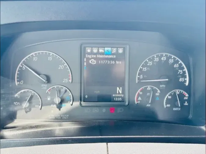 2022 FREIGHTLINER CASCADIA 126