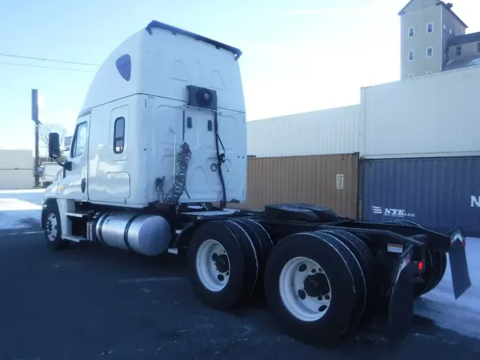 2020 FREIGHTLINER/MERCEDES CASCADIA 125