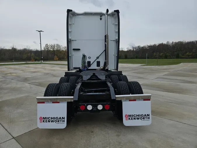 2022 Kenworth T680b45f26042754794502c05885e07af56d