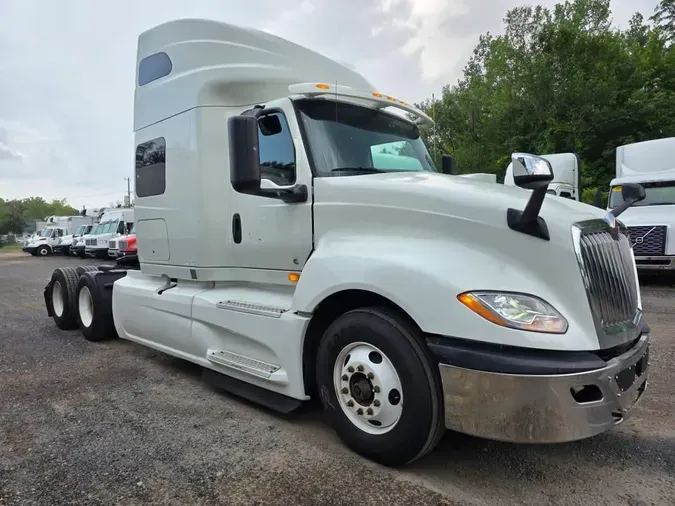 2020 NAVISTAR INTERNATIONAL LT625 SLPR CAB