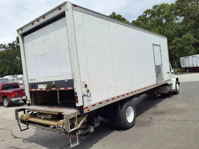 2018 FREIGHTLINER/MERCEDES M2 106