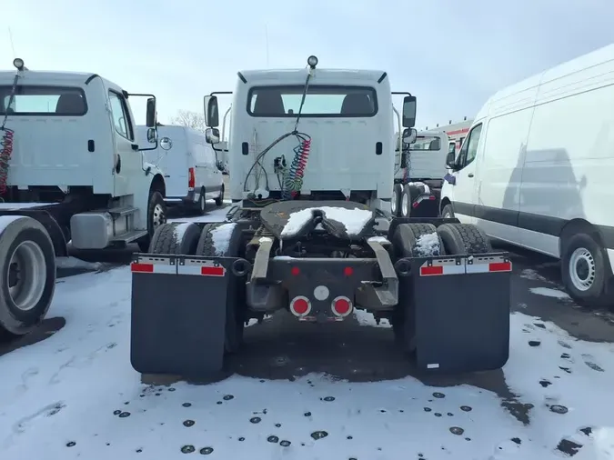 2019 FREIGHTLINER/MERCEDES M2 106b463be2a77c893a8ee542360de02c265