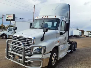 2019 FREIGHTLINER/MERCEDES CASCADIA 125
