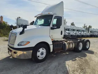 2019 NAVISTAR INTERNATIONAL LT625 DAYCAB T/A