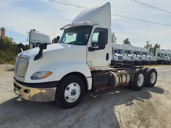 2019 NAVISTAR INTERNATIONAL LT625 DAYCAB T/Ab46822eea458a4af90ac35c160c4989d
