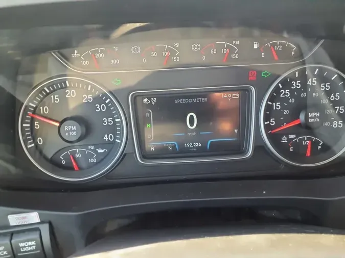 2020 NAVISTAR INTERNATIONAL MV607 (4X2)