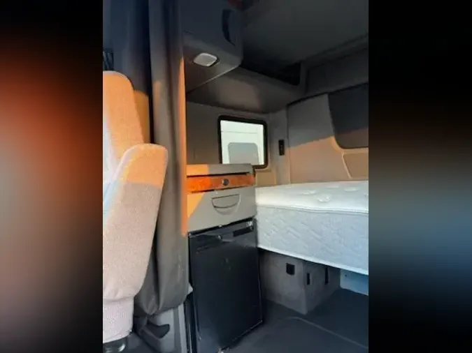 2020 International LT625