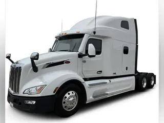 2023 Peterbilt 579