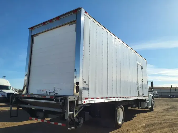 2019 FREIGHTLINER/MERCEDES M2 106