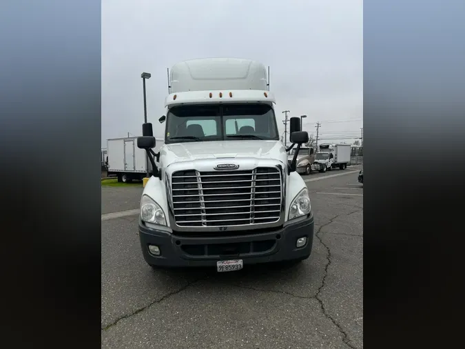 2019 FREIGHTLINER/MERCEDES CASCADIA 125